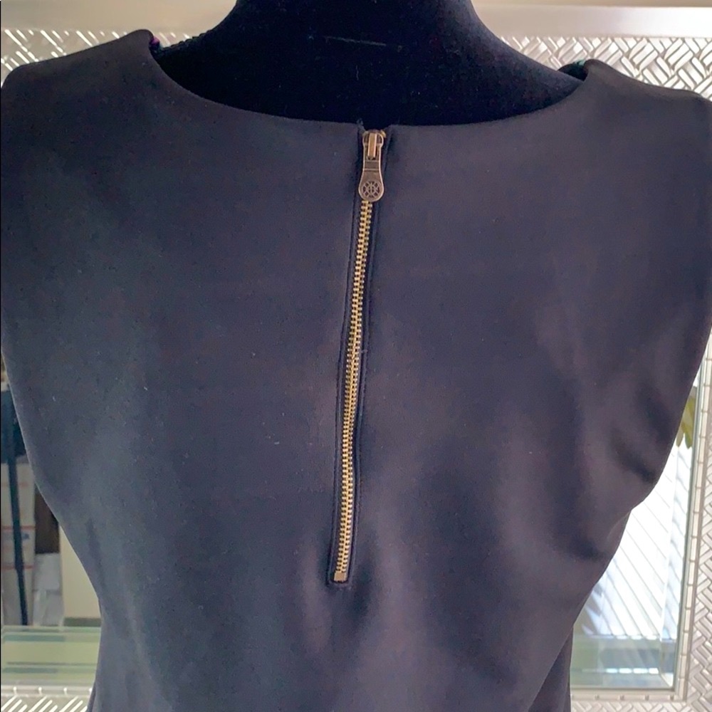 Nicole Miller Enchanted Eden Crop Top - Picture 13 of 14